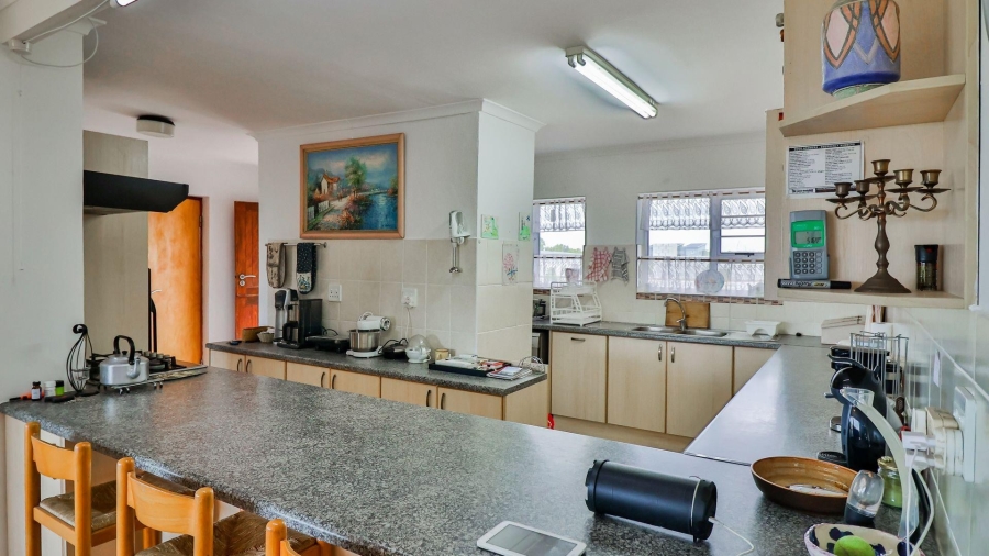 4 Bedroom Property for Sale in Kleinbaai Western Cape